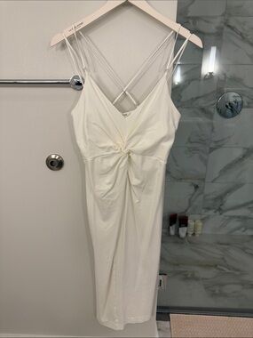 club monaco janou dress Club Monaco | Dresses | Club Monaco Janou White Floral Silk Blend Sleeveless V Neck Midi Dress Womens 2